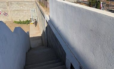 Amplio departamento en renta con balcón en zona céntrica de Rosarito