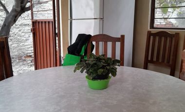 En VENTA amplia casa para remodelar Ubicación Inmejorable