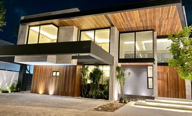 Casa en Pre Venta en Cancun, Lagos del Sol