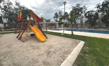 SE RENTA CASA EN PLAYA DEL CARMEN, EQUIPADA, SIN AMUEBLAR