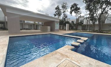 SE RENTA CASA EN PLAYA DEL CARMEN, EQUIPADA, SIN AMUEBLAR