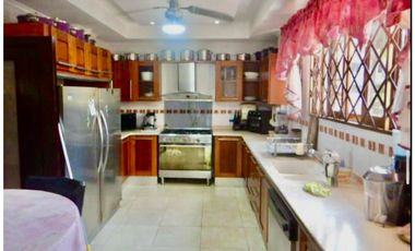 VENTA CASA ALBROOK CON PISCINA PRIVADA  (EC)