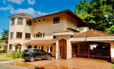 VENTA CASA ALBROOK CON PISCINA PRIVADA  (EC)
