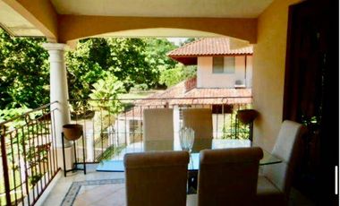 VENTA CASA ALBROOK CON PISCINA PRIVADA  (EC)