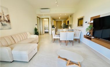 Apartamento en Venta con Piscina en Playa Escondida