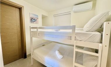Apartamento en Venta con Piscina en Playa Escondida