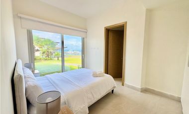 Apartamento en Venta con Piscina en Playa Escondida