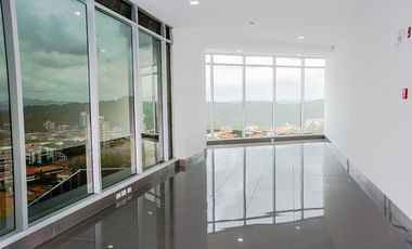 Venta de oficina en edificio Golden Point, Vía Ricardo J Alfaro