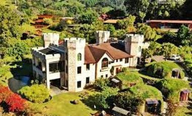Venta de Propiedad Amoblada en Pino Alto, Boquete, Panamá