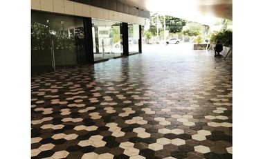 Santa Elena Strip Mall (RSdeR)