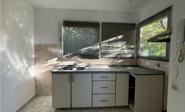 SE ALQUILA DUPLEX DE 2 DORM EN B° PINARES - ALMAFUERTE