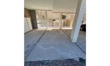 DEPARTAMENTO PB 3amb/ Cochera/ Patio -  PUERTO MADRYN