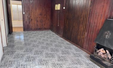 CASA PH AL FRENTE EN ALQUILER. ITUZAINGO NORTE