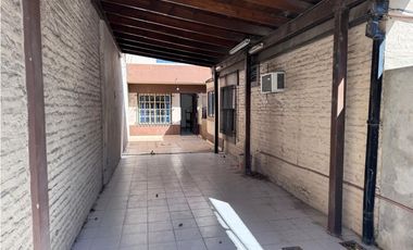 CASA EN PH EN ALQUILER. FONDO. ITUZAINGO NORTE
