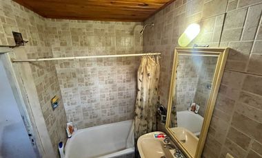 CASA EN VENTA DE 3 DORMITORIOS EN COLASTINE SUR