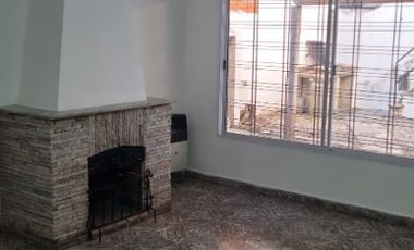 Casa en alquiler en Lanus Este
