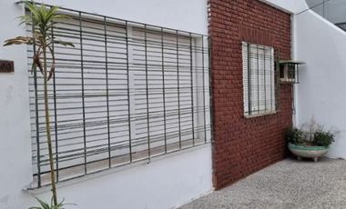 Casa en alquiler en Lanus Este