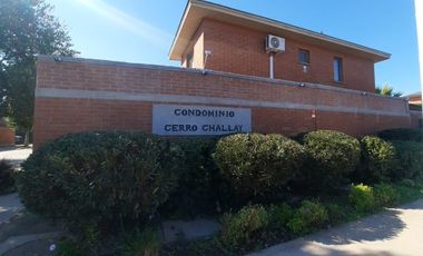 CONDOMINIO CERRO CHALLAY