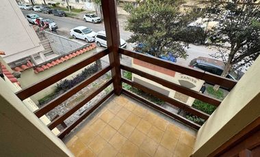 VENTA CASA C/COCHERA ZONA PARQUE SAN MARTIN
