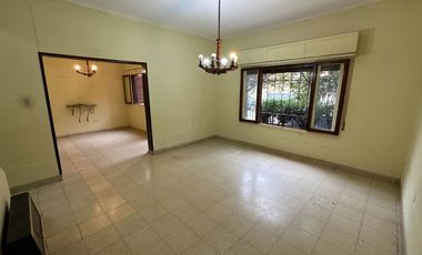 VENTA CASA C/COCHERA ZONA PARQUE SAN MARTIN