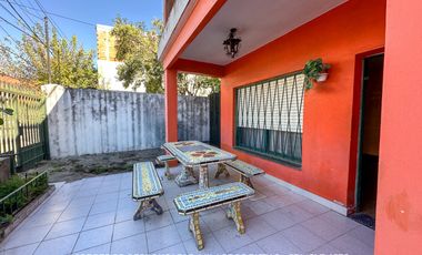 Casa 5 ambientes 140 m² en venta con cochera en Loma Hermosa