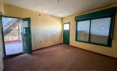Casa 5 ambientes 140 m² en venta con cochera en Loma Hermosa