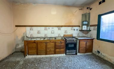 Casa 5 ambientes 140 m² en venta con cochera en Loma Hermosa