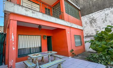 Casa 5 ambientes 140 m² en venta con cochera en Loma Hermosa