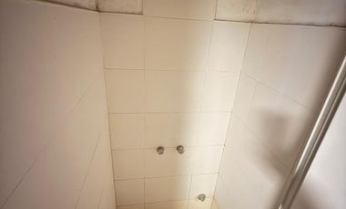 Galpón en alquiler de 280m2 ubicado en Barrio El Martillo