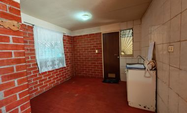 CASA EN ARRIENDO DE 3 DORM. EN EL MONTE