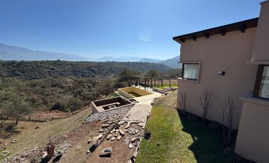 ALQUILER CASA B° PRIVADO CLUB CAMPO ROCA