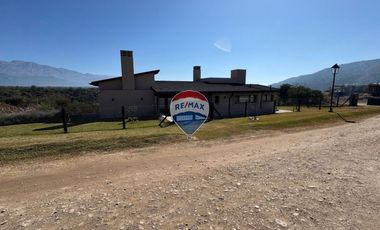 ALQUILER CASA B° PRIVADO CLUB CAMPO ROCA