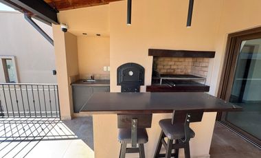 ALQUILER CASA B° PRIVADO CLUB CAMPO ROCA