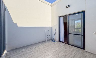 VENTA Casa 4 dorm. patio c/pileta y cochera