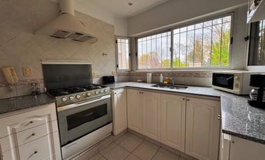 Alquiler COMERCIAL Casa Huerto del Sol