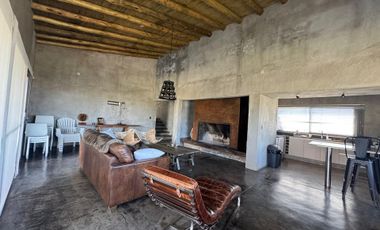 CASA EN VENTA AGUA DE LOS BAYOS TUPUNGATO MENDOZA