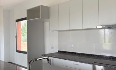 CASA EN VENTA A ESTRENAR LA FEDERALA, LOBOS