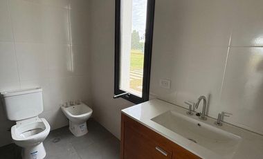 CASA EN VENTA A ESTRENAR LA FEDERALA, LOBOS