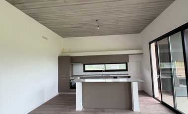 CASA EN VENTA A ESTRENAR LA FEDERALA, LOBOS