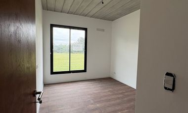 CASA EN VENTA A ESTRENAR LA FEDERALA, LOBOS