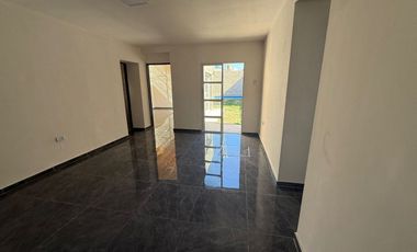 CASA DE 3 HABITACIONES, 2 BAÑOS. CAPITAL
