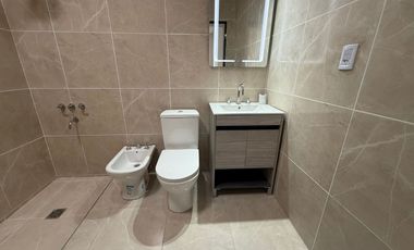 CASA DE 3 HABITACIONES, 2 BAÑOS. CAPITAL