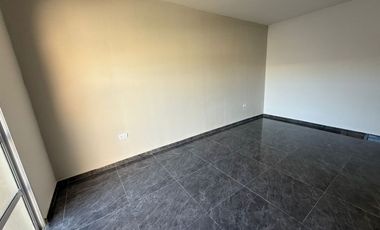 CASA DE 3 HABITACIONES, 2 BAÑOS. CAPITAL