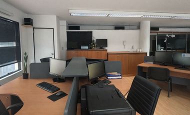 OFICINA 102 m2 EN ALQUILER AMOBLADA BECCAR