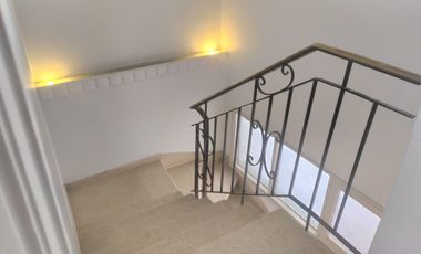 ARRIENDO CASA 3HAB 2BA PROVIDENCIA