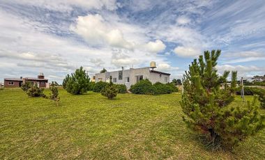 VENTA 2 DUPLEX 3 AMBIENTES EN BLOCK  5 CUADRAS MAR
