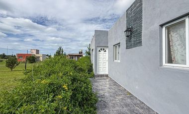 VENTA 2 DUPLEX 3 AMBIENTES EN BLOCK  5 CUADRAS MAR