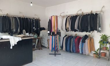ALQUILER CASA Y SALONES MÁS SALON COMERCIAL.