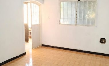 ALQUILER CASA Y SALONES MÁS SALON COMERCIAL.