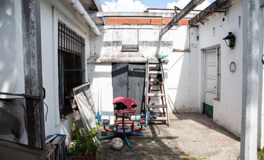 Venta Casa 5 amb. Bella Vista